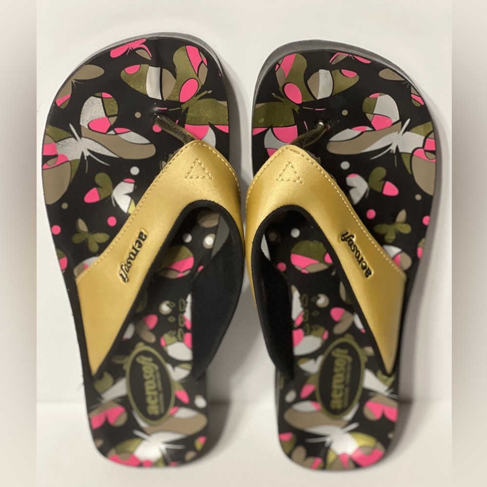Aerosoft Butterfly Platform Thong Sandals New